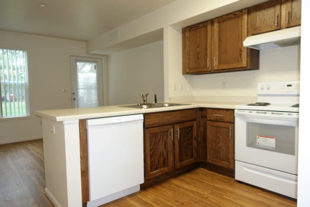 Meadows Apartments Renovation - Image 5