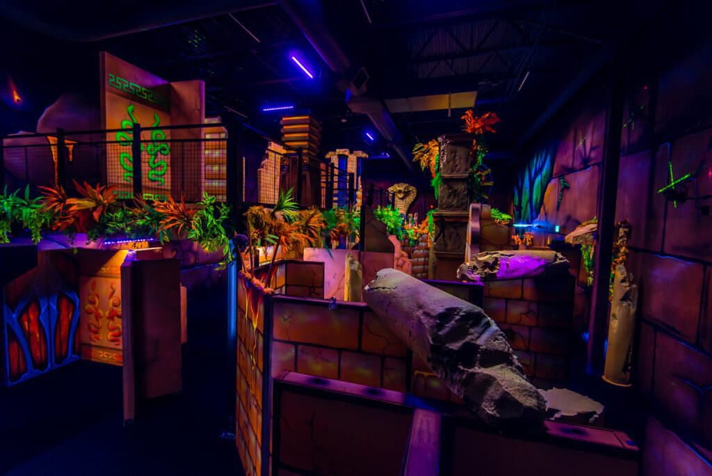 Summit Entertainment Center Thornton - Image 9