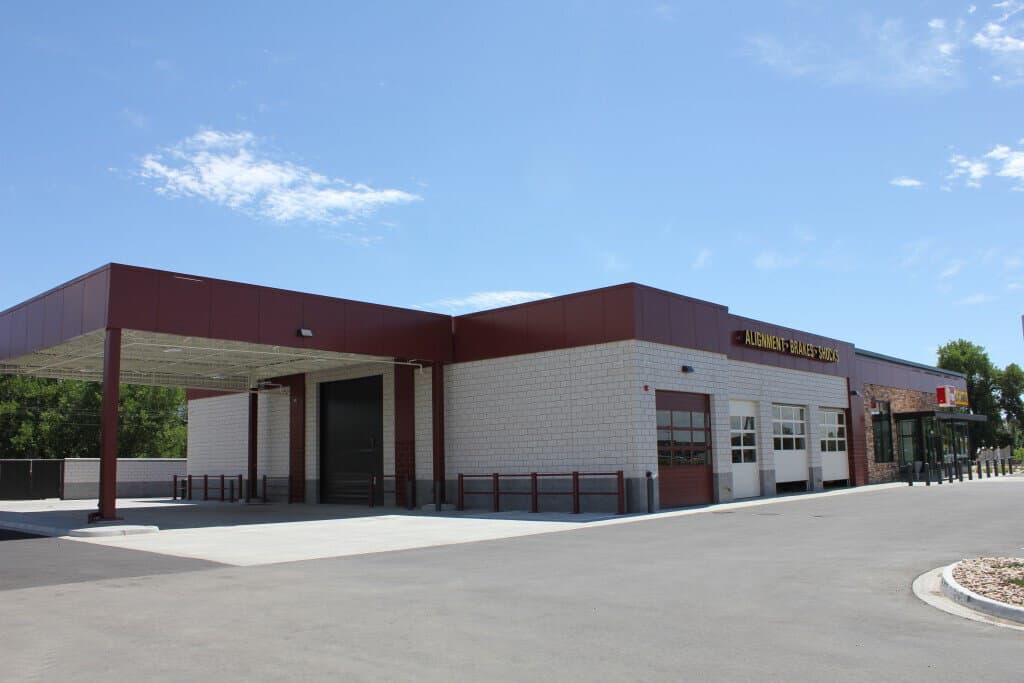 Les Schwab Tires - Image 5