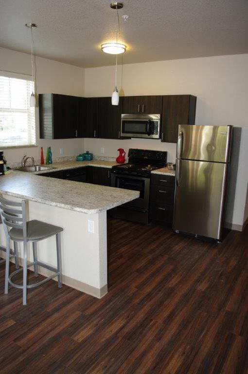 Carriage House Apartments - Image 13