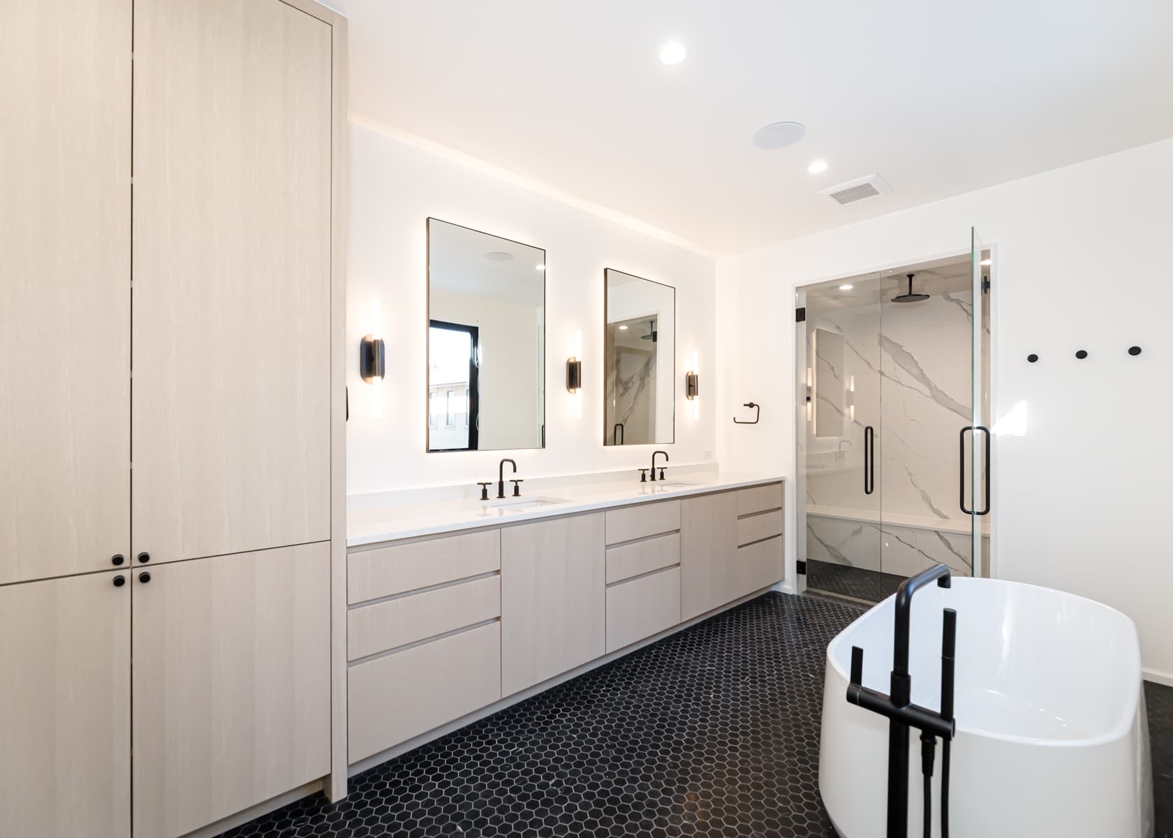 North Pointe Duplexes - Image 6