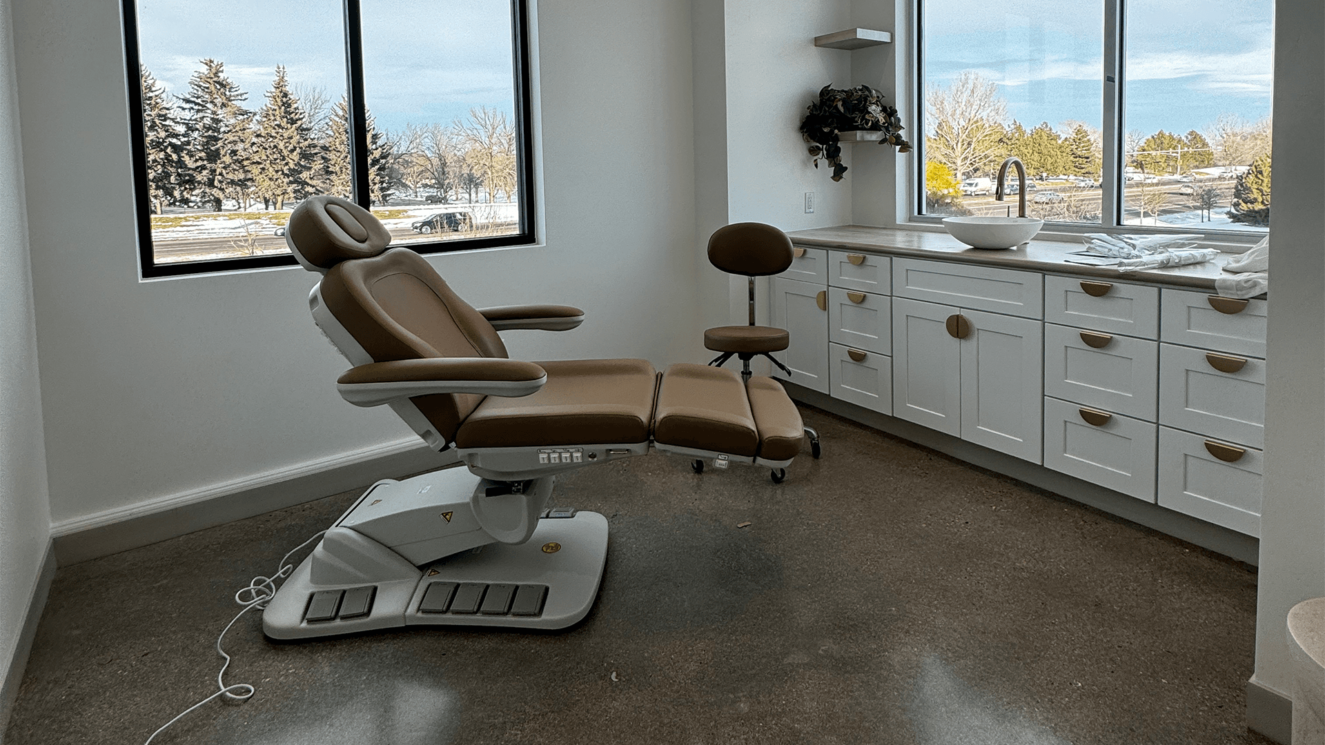 The Luxe Room - Image 3